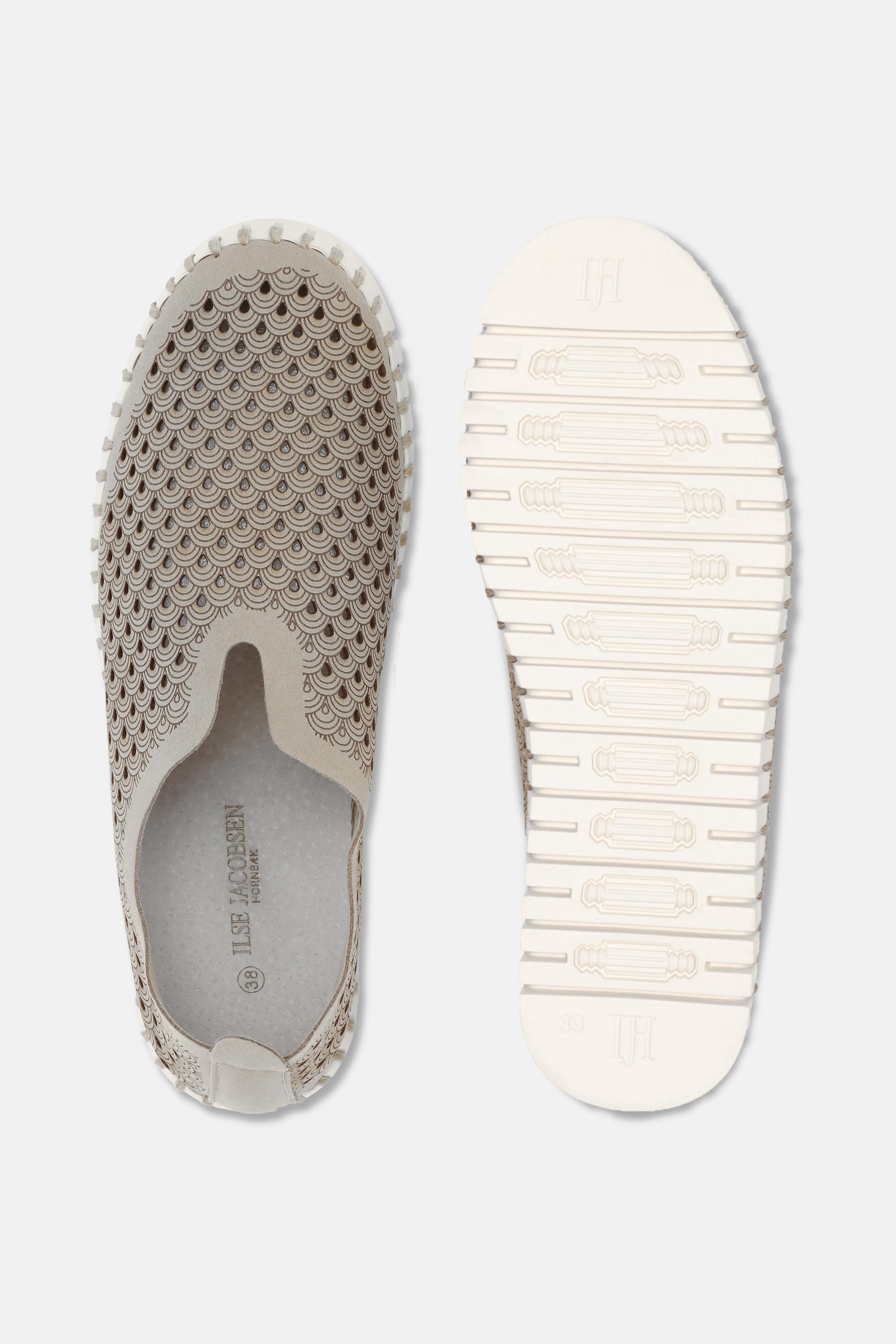 Tulip Slipper - Atmosphere